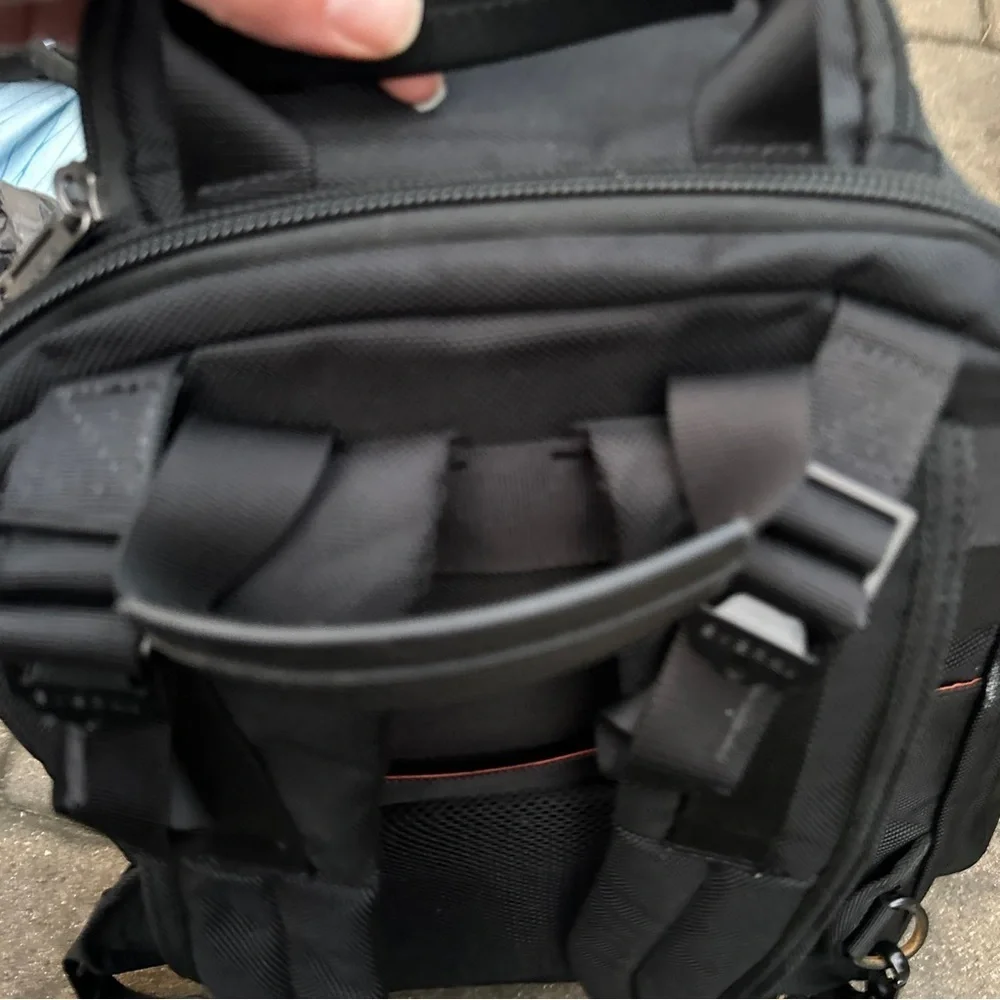 Everki Black and Orange Men's Backpack travel